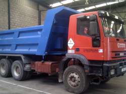 Camió Dumper IVECO MP 260E 34H