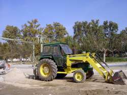 Tractor JOHN DEERE 3130